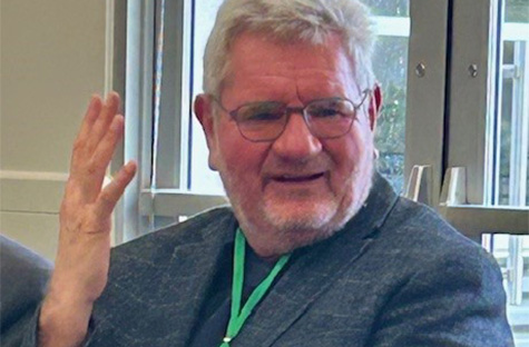 Photo of Robert Schloegl, demonstrating the fruitful AFAvH and AvH partnership.
